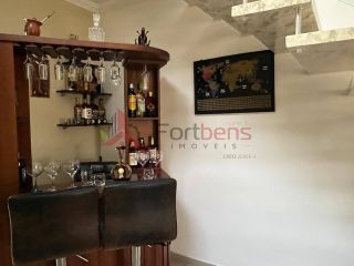 Sobrado Para Vender com 4 quartos 2 suítes no bairro Serpa em Caieiras