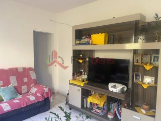 Sobrado Para Vender com 4 quartos 1 suítes no bairro Vila Rosina em Caieiras