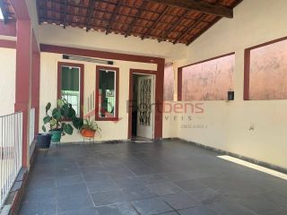 Sobrado Para Vender com 5 quartos no bairro Jardim dos Lagos em Franco Da Rocha