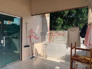 Sobrado Para Vender com 5 quartos no bairro Jardim dos Lagos em Franco Da Rocha