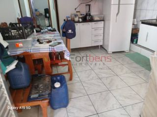 Sobrado Para Vender com 5 quartos no bairro Jardim dos Lagos em Franco Da Rocha