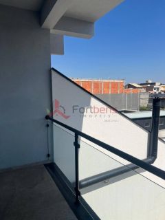 Sobrado Para Vender com 3 quartos 1 suítes no bairro Jardim Columbia em Caieiras