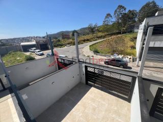 Sobrado Para Vender com 3 quartos 1 suítes no bairro Jardim Columbia em Caieiras