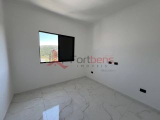 Sobrado Para Vender com 3 quartos 1 suítes no bairro Jardim Columbia em Caieiras