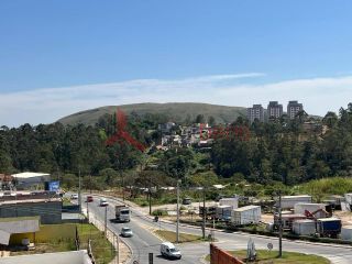 Sobrado Para Vender com 3 quartos 1 suítes no bairro Jardim Columbia em Caieiras