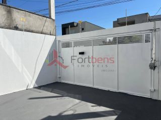 Sobrado Para Vender com 3 quartos 1 suítes no bairro Laranjeiras em Caieiras