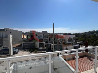 Sobrado Para Vender com 3 quartos 1 suítes no bairro Laranjeiras em Caieiras