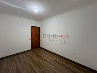 Sobrado Para Vender com 3 quartos 1 suítes no bairro Laranjeiras em Caieiras