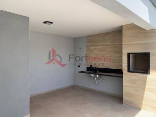 Sobrado Para Vender com 3 quartos 1 suítes no bairro Laranjeiras em Caieiras