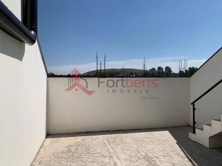 Sobrado Para Vender com 3 quartos 1 suítes no bairro Laranjeiras em Caieiras