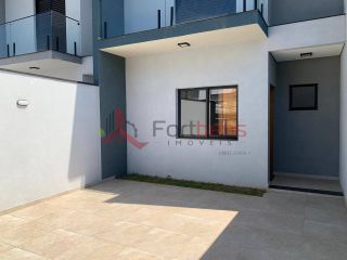 Sobrado Para Vender com 3 quartos 1 suítes no bairro Laranjeiras em Caieiras