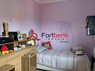 Sobrado Para Vender com 4 quartos 2 suítes no bairro Serpa em Caieiras