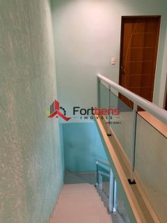 Sobrado Para Vender com 4 quartos 2 suítes no bairro Serpa em Caieiras