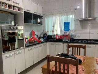 Sobrado Para Vender com 4 quartos 2 suítes no bairro Serpa em Caieiras