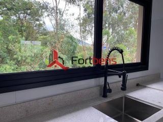 Sobrado Para Vender com 3 quartos 1 suítes no bairro Jd. Europa em Caieiras