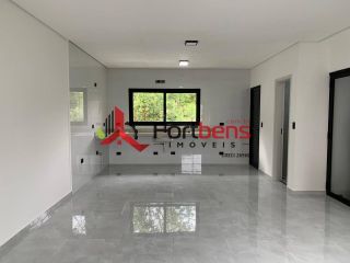 Sobrado Para Vender com 3 quartos 1 suítes no bairro Jd. Europa em Caieiras