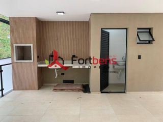 Sobrado Para Vender com 3 quartos 1 suítes no bairro Jd. Europa em Caieiras