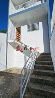 Sobrado Para Vender com 2 quartos no bairro Jardim das Colinas em Franco Da Rocha