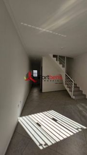 Sobrado Para Vender com 2 quartos no bairro Jardim das Colinas em Franco Da Rocha