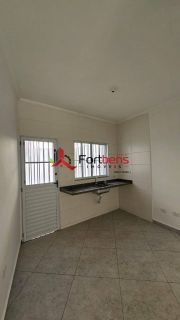 Sobrado Para Vender com 2 quartos no bairro Jardim das Colinas em Franco Da Rocha