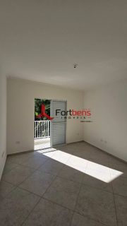 Sobrado Para Vender com 2 quartos no bairro Jardim das Colinas em Franco Da Rocha