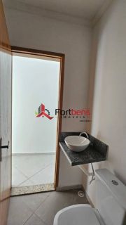 Sobrado Para Vender com 2 quartos no bairro Jardim das Colinas em Franco Da Rocha