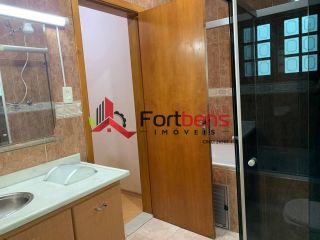 Sobrado Para Alugar com 3 quartos 1 suítes no bairro Nova Caieiras em Caieiras