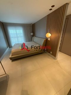 Apartamento Para Vender com 4 quartos 4 suítes no bairro Anhangabaú  em Jundiaí