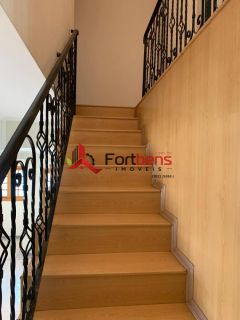 Sobrado Para Vender com 4 quartos 2 suítes no bairro Nova Caieiras em Caieiras