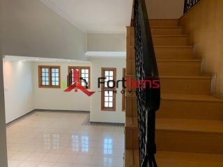 Sobrado Para Vender com 4 quartos 2 suítes no bairro Nova Caieiras em Caieiras