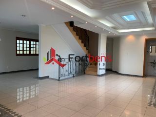 Sobrado Para Vender com 4 quartos 2 suítes no bairro Nova Caieiras em Caieiras