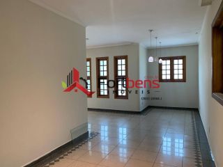 Sobrado Para Vender com 4 quartos 2 suítes no bairro Nova Caieiras em Caieiras