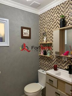 Sobrado Para Vender com 3 quartos 1 suítes no bairro Villa Verde em Franco Da Rocha