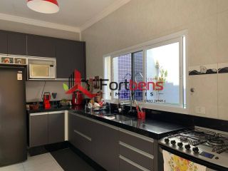 Sobrado Para Vender com 3 quartos 1 suítes no bairro Villa Verde em Franco Da Rocha