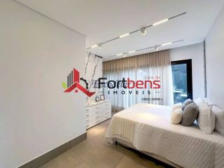 Casa de Condomínio Para Vender com 4 quartos 4 suítes no bairro Gênesis 2 em Santana De Parnaíba