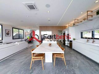 Casa de Condomínio Para Vender com 4 quartos 4 suítes no bairro Gênesis 2 em Santana De Parnaíba