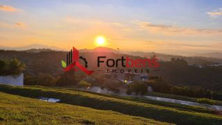 Casa de Condomínio Para Vender com 4 quartos 4 suítes no bairro Gênesis 2 em Santana De Parnaíba