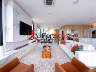 Casa de Condomínio Para Alugar com 4 quartos 4 suítes no bairro Gênesis 2 em Santana De Parnaíba