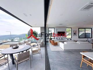 Casa de Condomínio Para Alugar com 4 quartos 4 suítes no bairro Gênesis 2 em Santana De Parnaíba