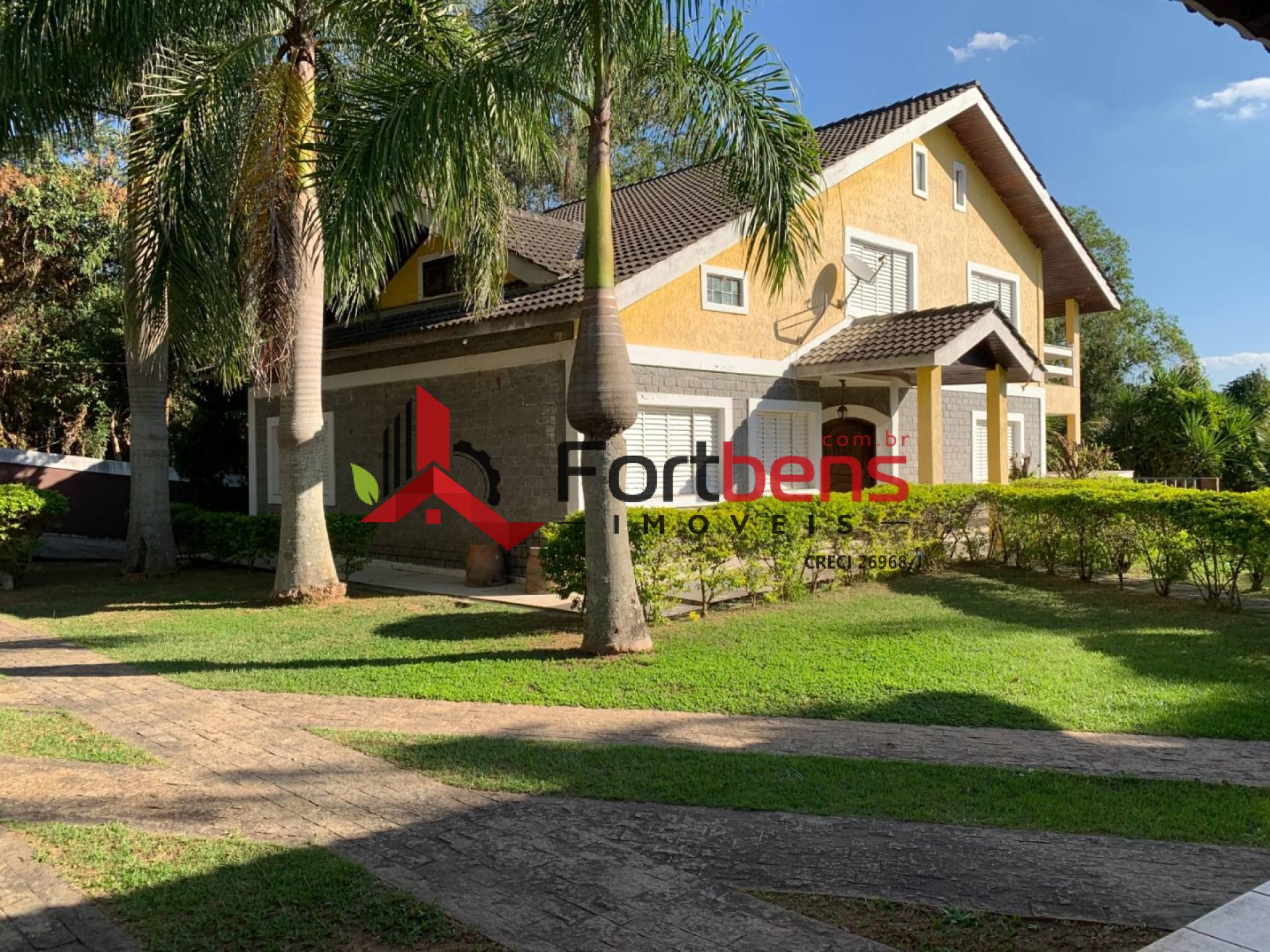 Casa de Condomínio Para Vender com 4 quartos 1 suítes no bairro Alpes de Caieiras em Caieiras