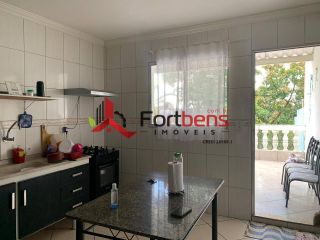 Casa Para Vender com 3 quartos no bairro Vila Rosina em Caieiras