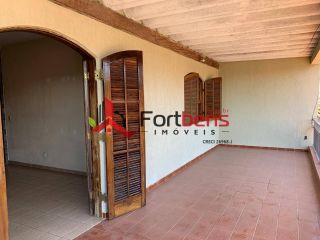 Sobrado Para Vender com 3 quartos no bairro Jardim dos Eucaliptos em Caieiras