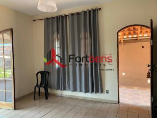 Sobrado Para Alugar com 3 quartos no bairro Jardim dos Eucaliptos em Caieiras