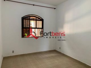 Sobrado Para Alugar com 3 quartos no bairro Jardim dos Eucaliptos em Caieiras