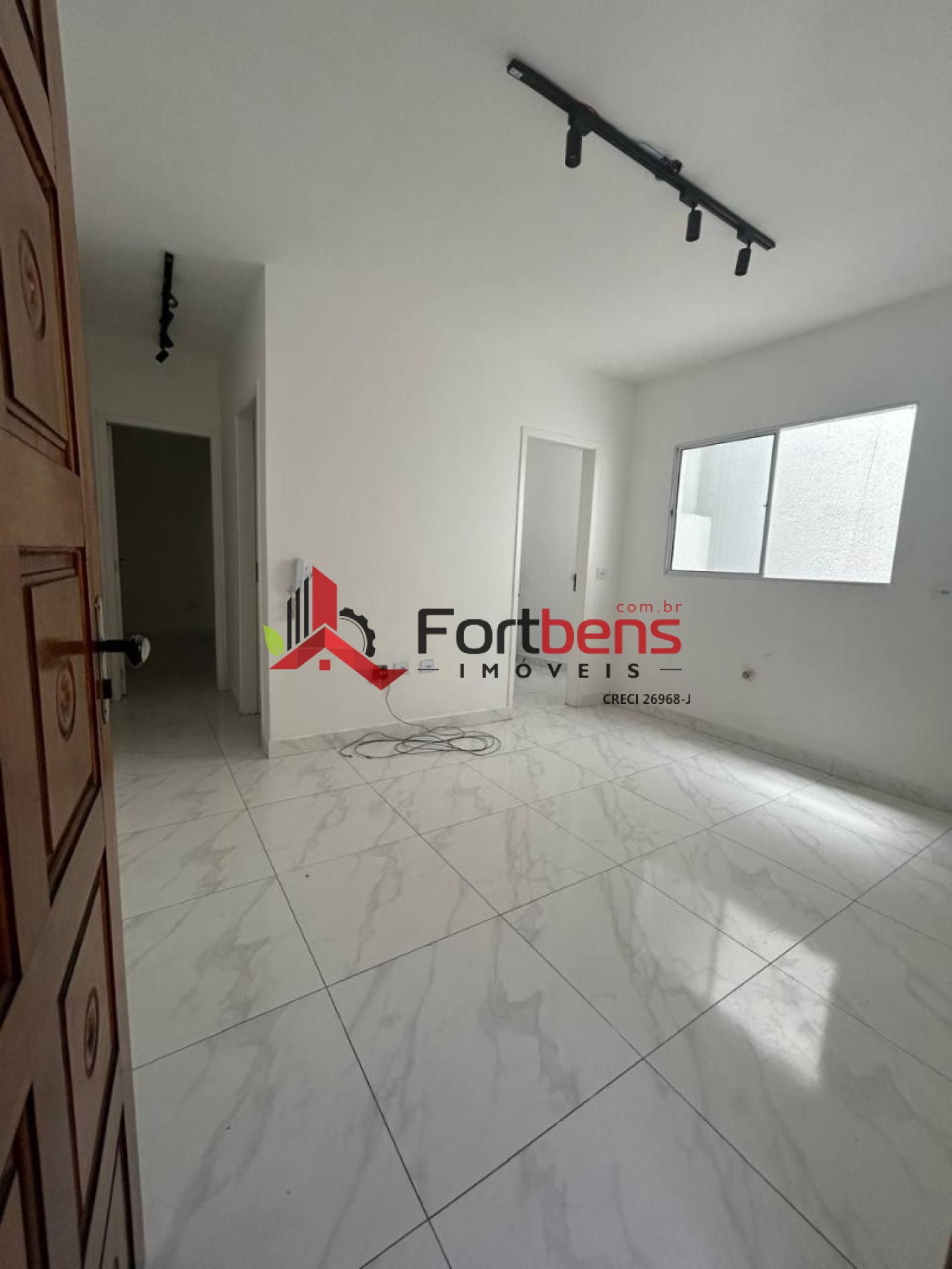 Sala Comercial Para Alugar no bairro Centro em Francisco Morato