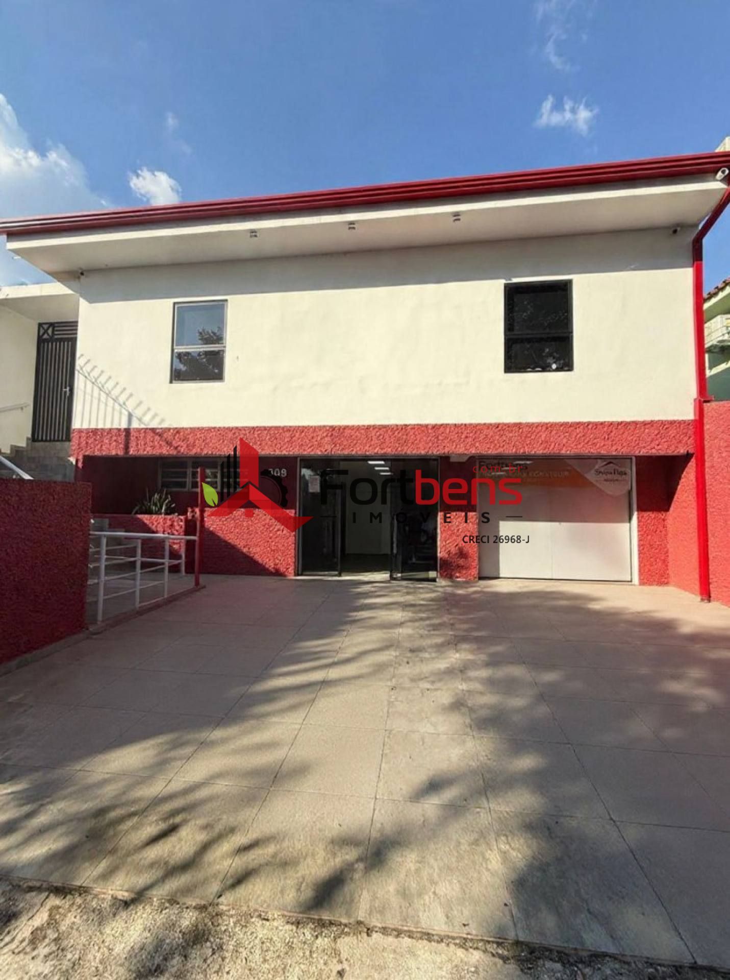 Edifício Comercial Para Alugar no bairro Região Central em Caieiras Mobiliado