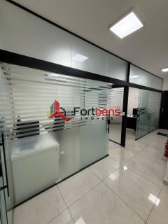 Edifício Comercial Para Alugar no bairro Região Central em Caieiras Mobiliado