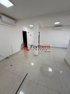 Edifício Comercial Para Alugar no bairro Região Central em Caieiras Mobiliado