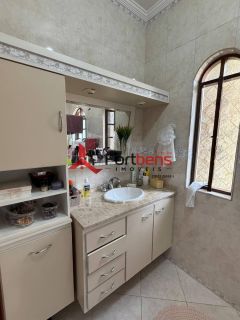 Casa Para Vender com 4 quartos 4 suítes no bairro Região Central em Caieiras