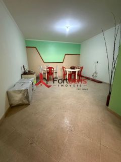 Casa Para Vender com 4 quartos 4 suítes no bairro Região Central em Caieiras